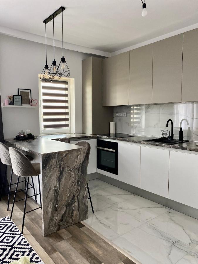 Velvet Studio Targu Mures Luaran gambar
