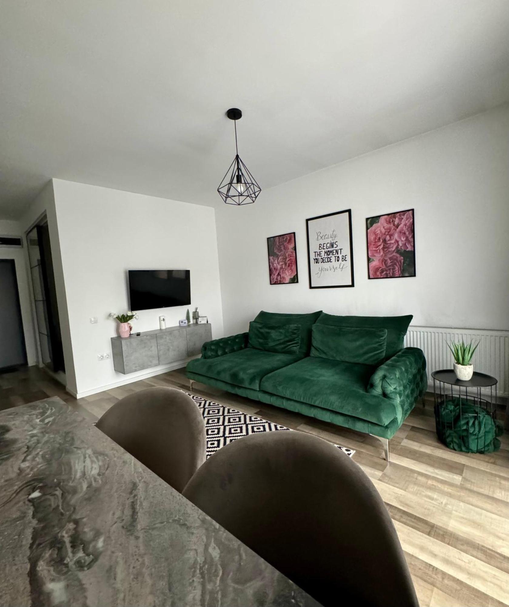 Velvet Studio Targu Mures Luaran gambar
